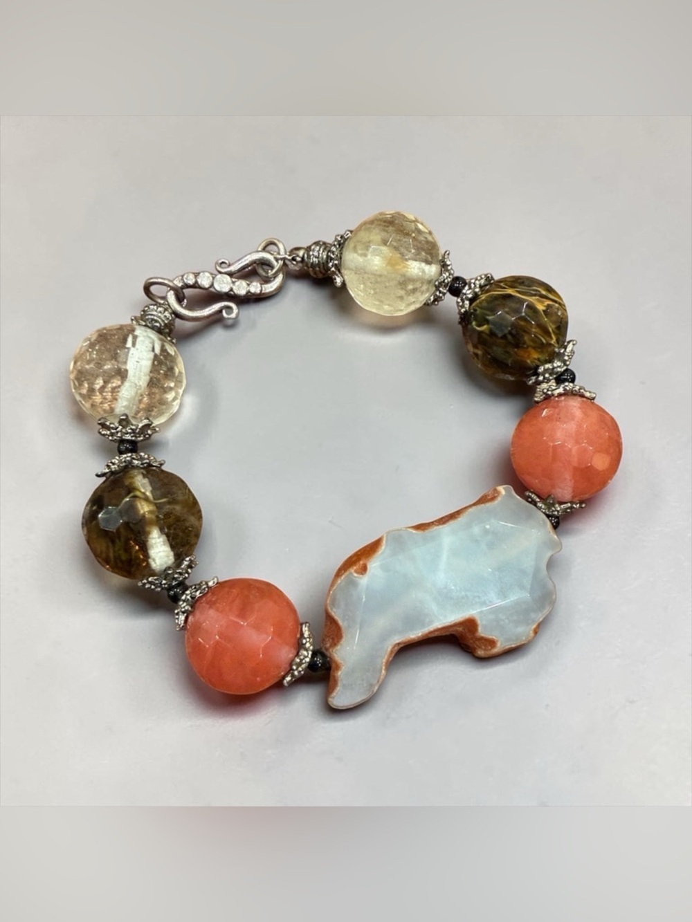 Handcrafted Multicolor Agate & Quartz Beaded Bracelet
